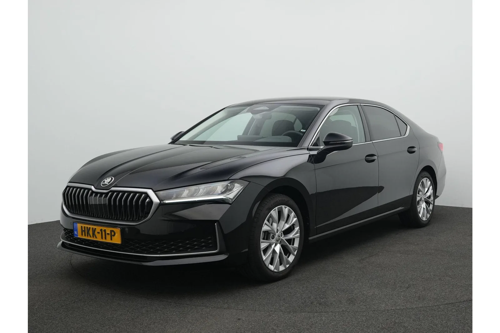 Škoda Superb (2025) — foto 1