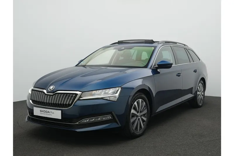 Škoda Superb (2023)