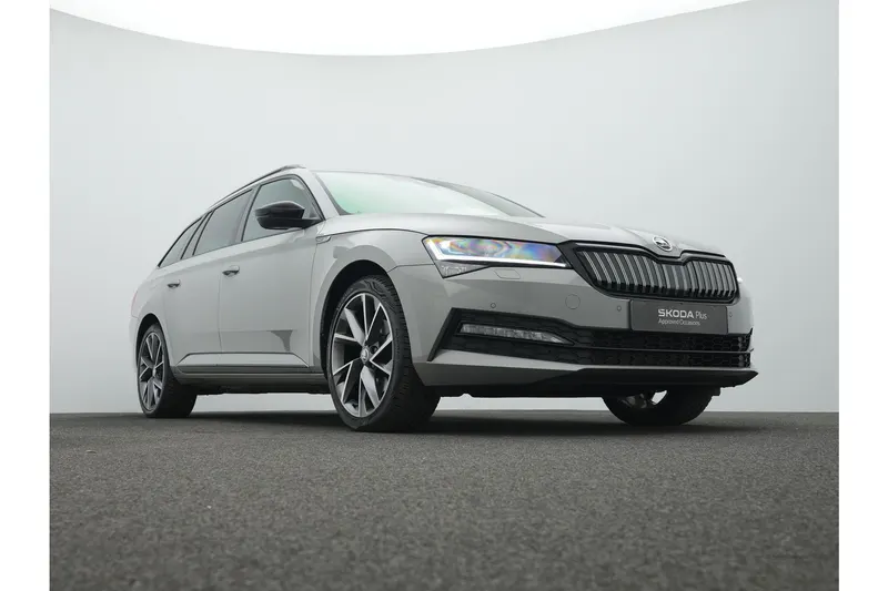 Škoda Superb (2024)