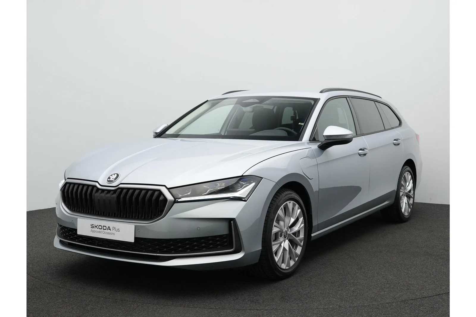 Škoda Superb (2025) — foto 1