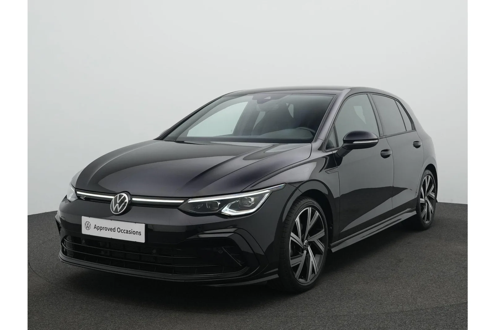 Volkswagen Golf (2023) — foto 1