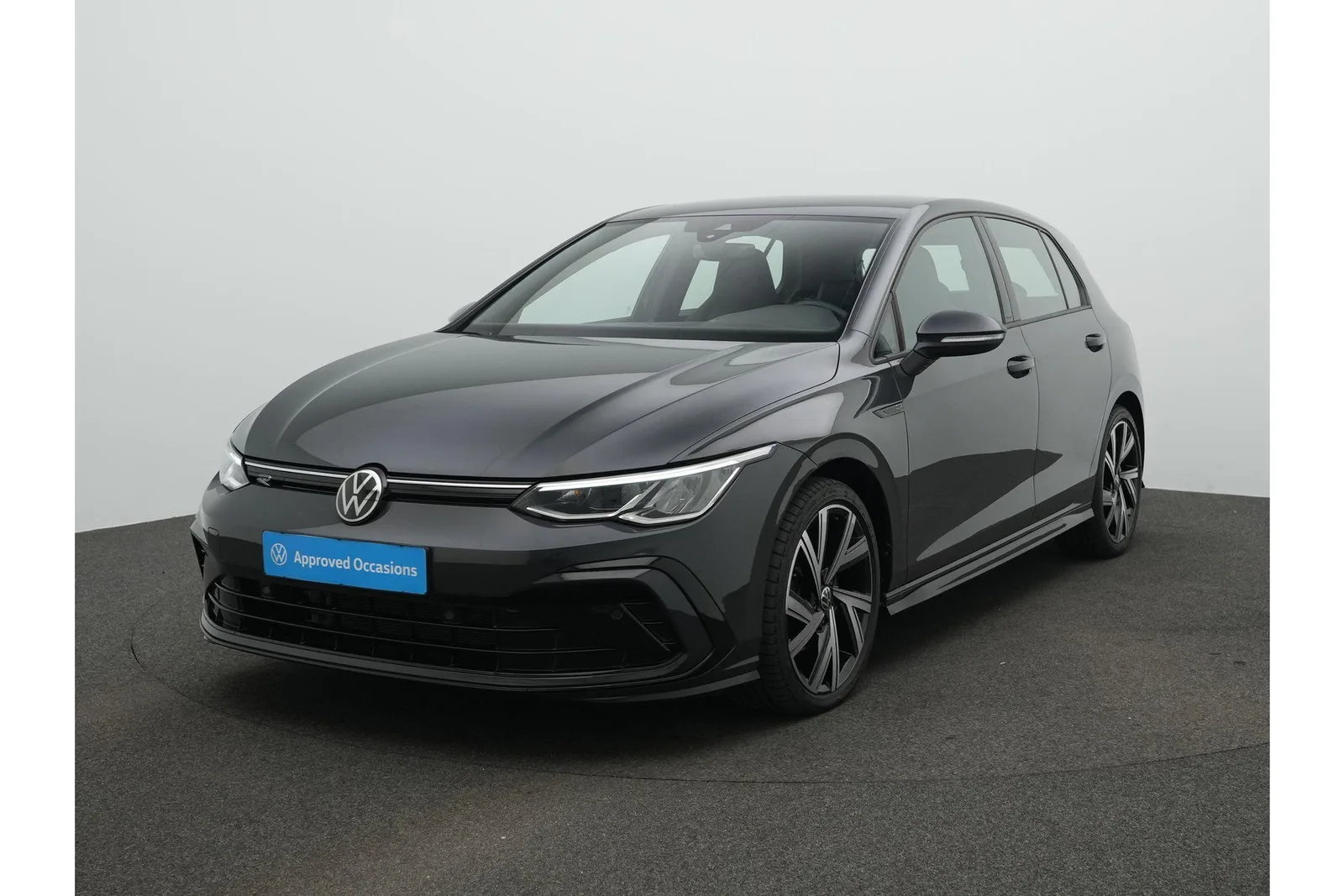 Volkswagen Golf (2024) — foto 1