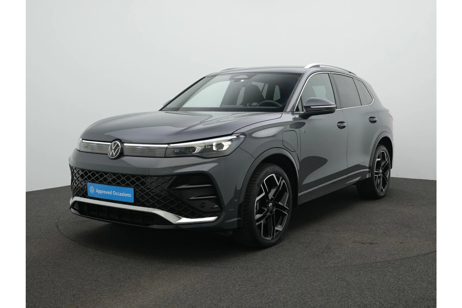 Volkswagen Tiguan (2024) — foto 1