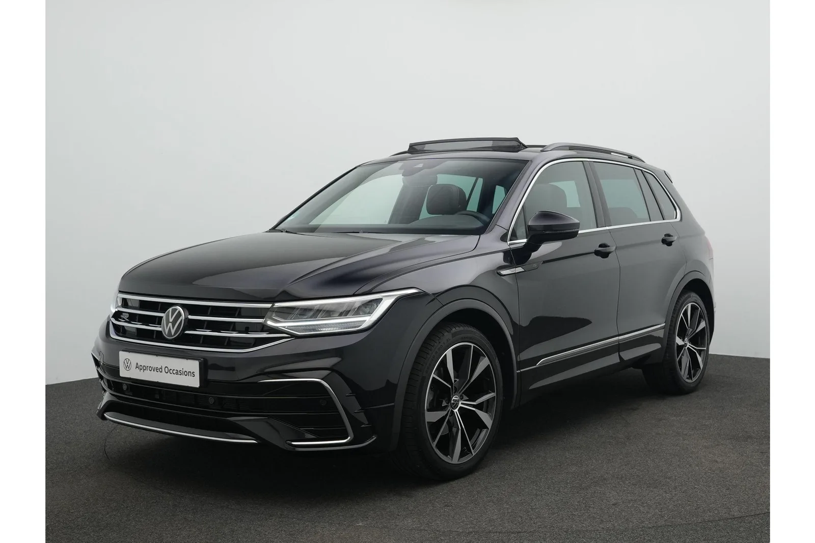 Volkswagen Tiguan (2024) — foto 1