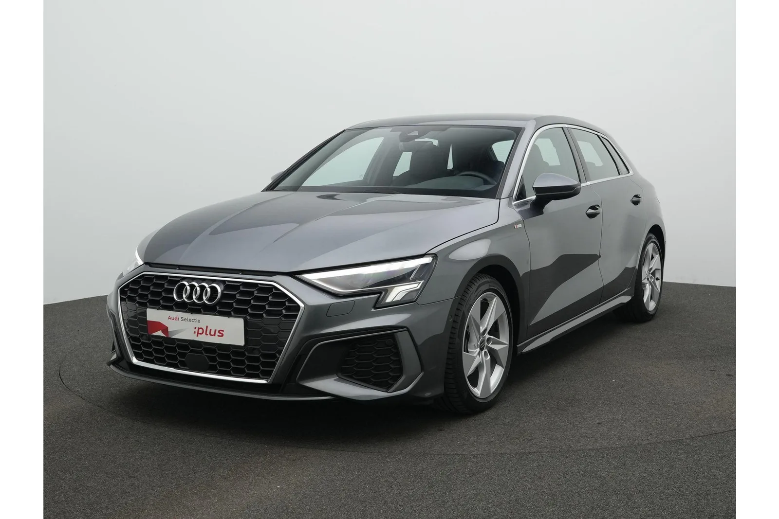 Audi A3 (2022) — foto 1