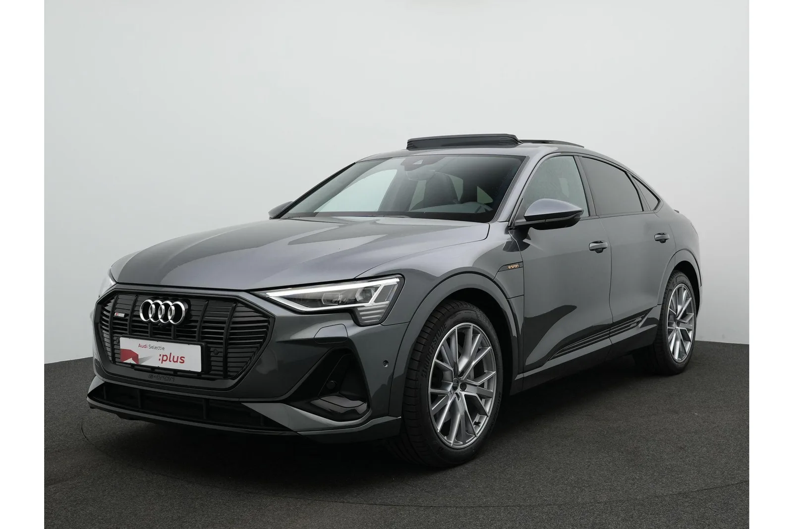 Audi e-tron (2023) — foto 1