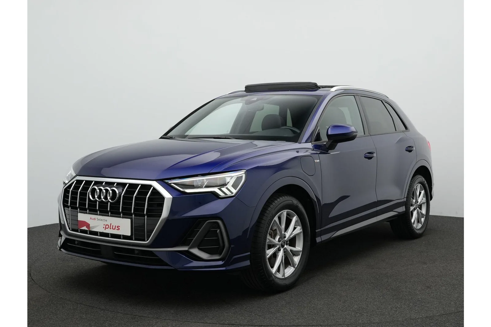 Audi Q3 (2024) — foto 1