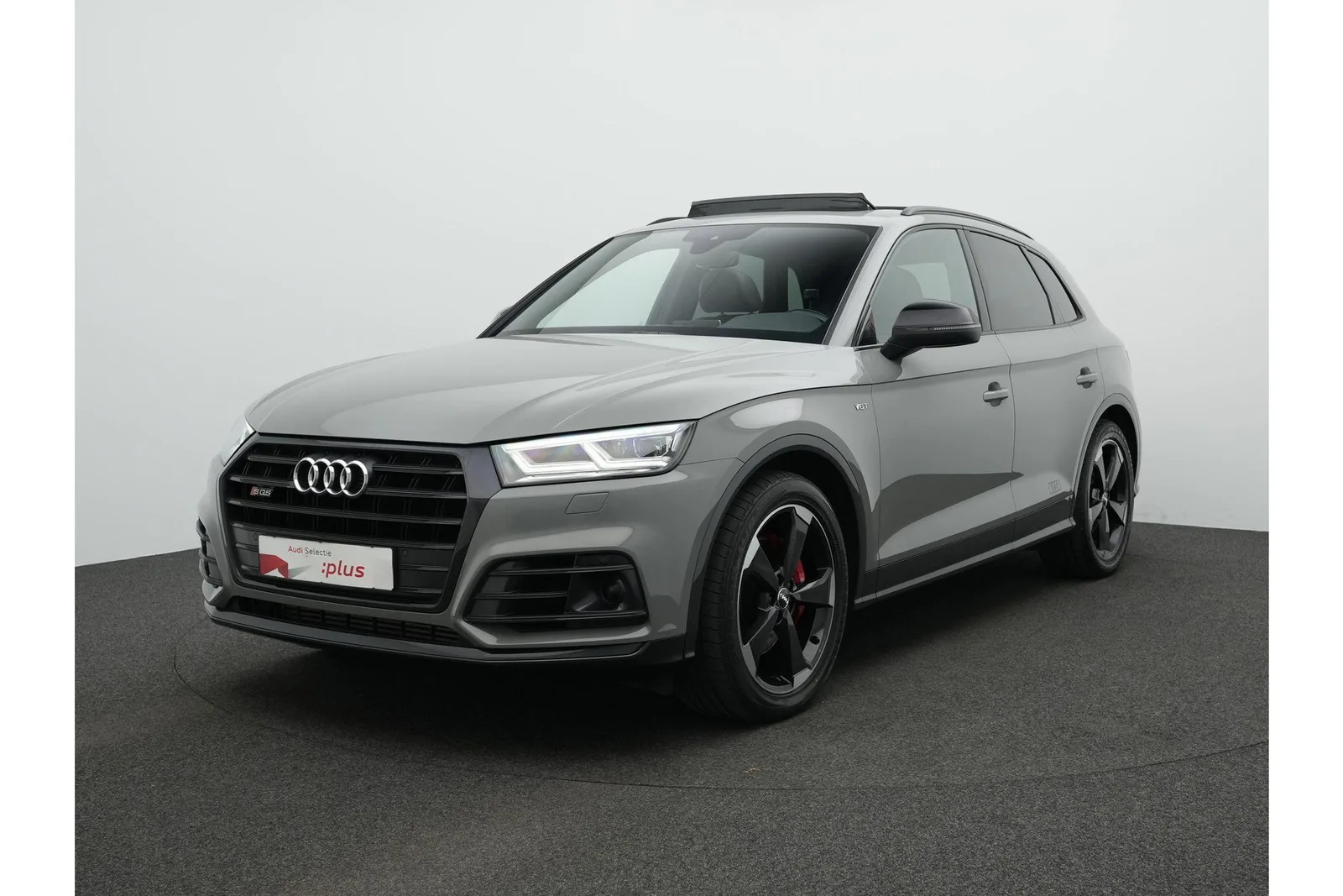 Audi SQ5 (2017) — foto 1