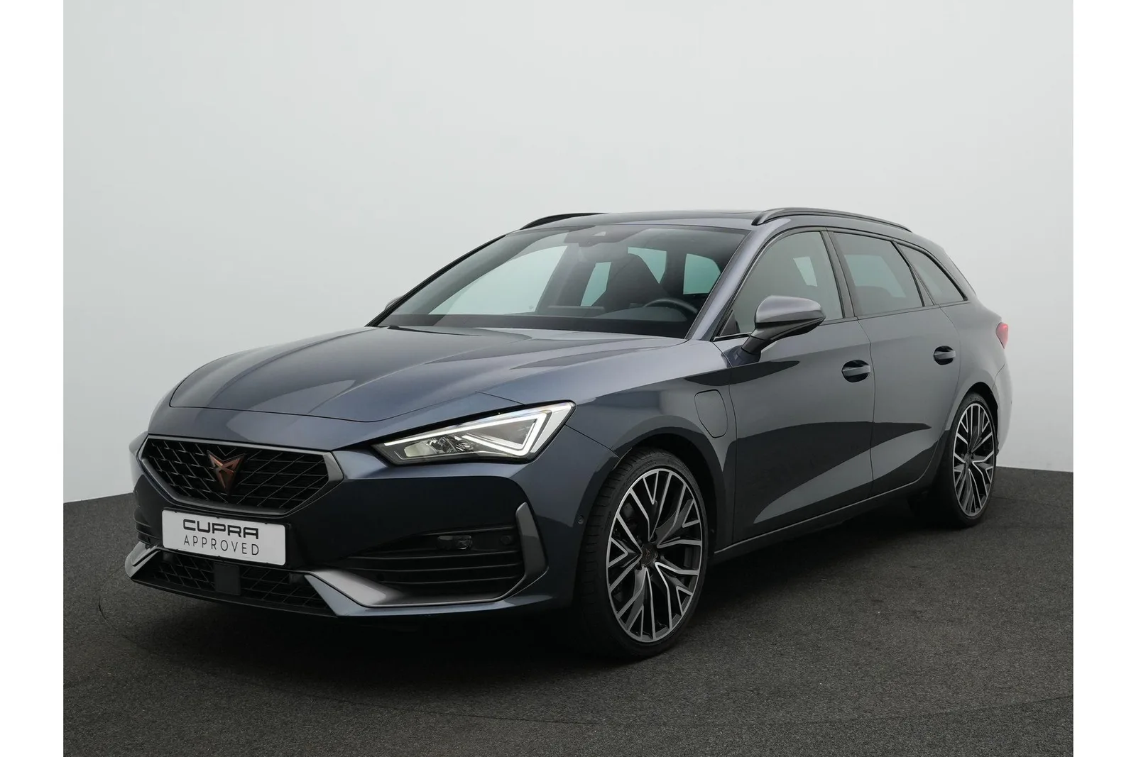CUPRA Leon Sportstourer (2023) — foto 1