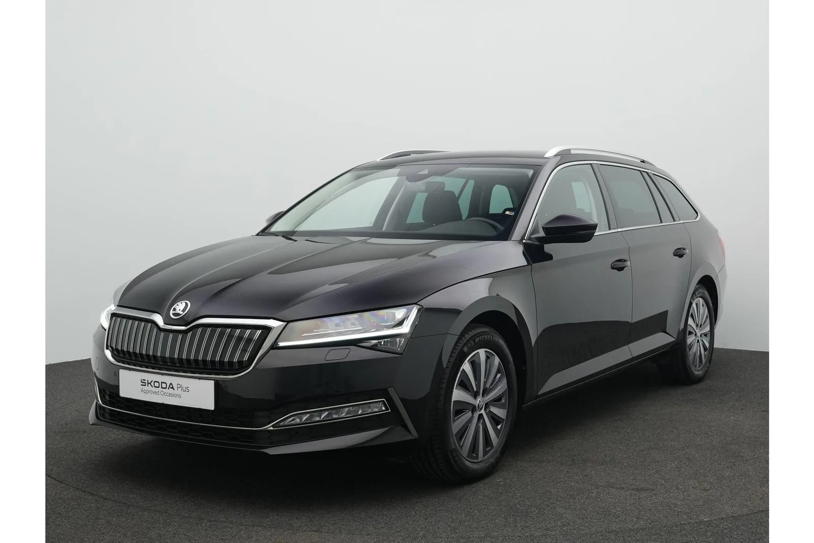 Škoda Superb (2025) — foto 1
