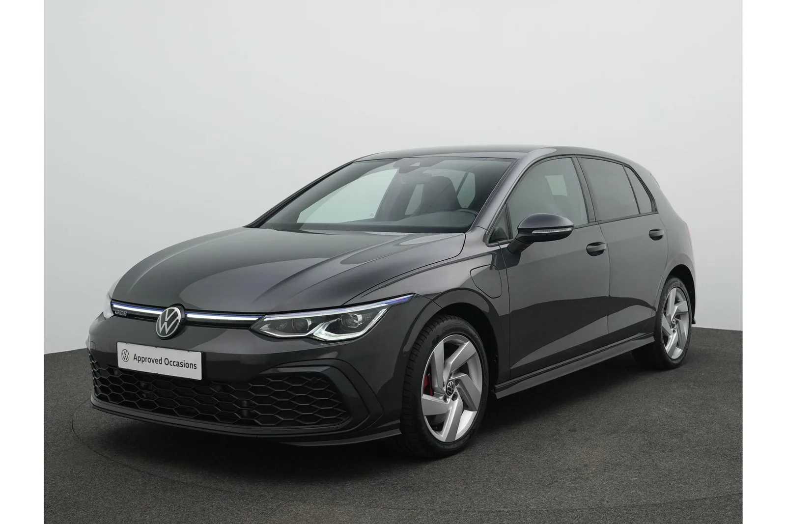 Volkswagen Golf (2022) — foto 1