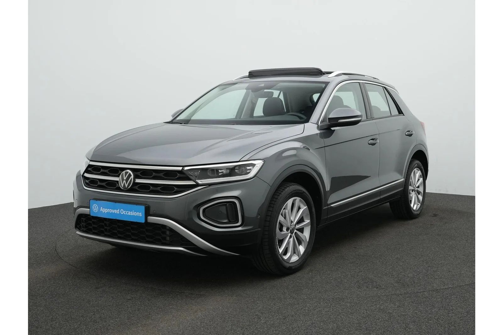 Volkswagen T-Roc (2023) — foto 1