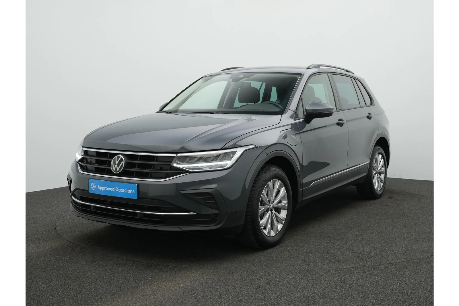 Volkswagen Tiguan (2023) — foto 1