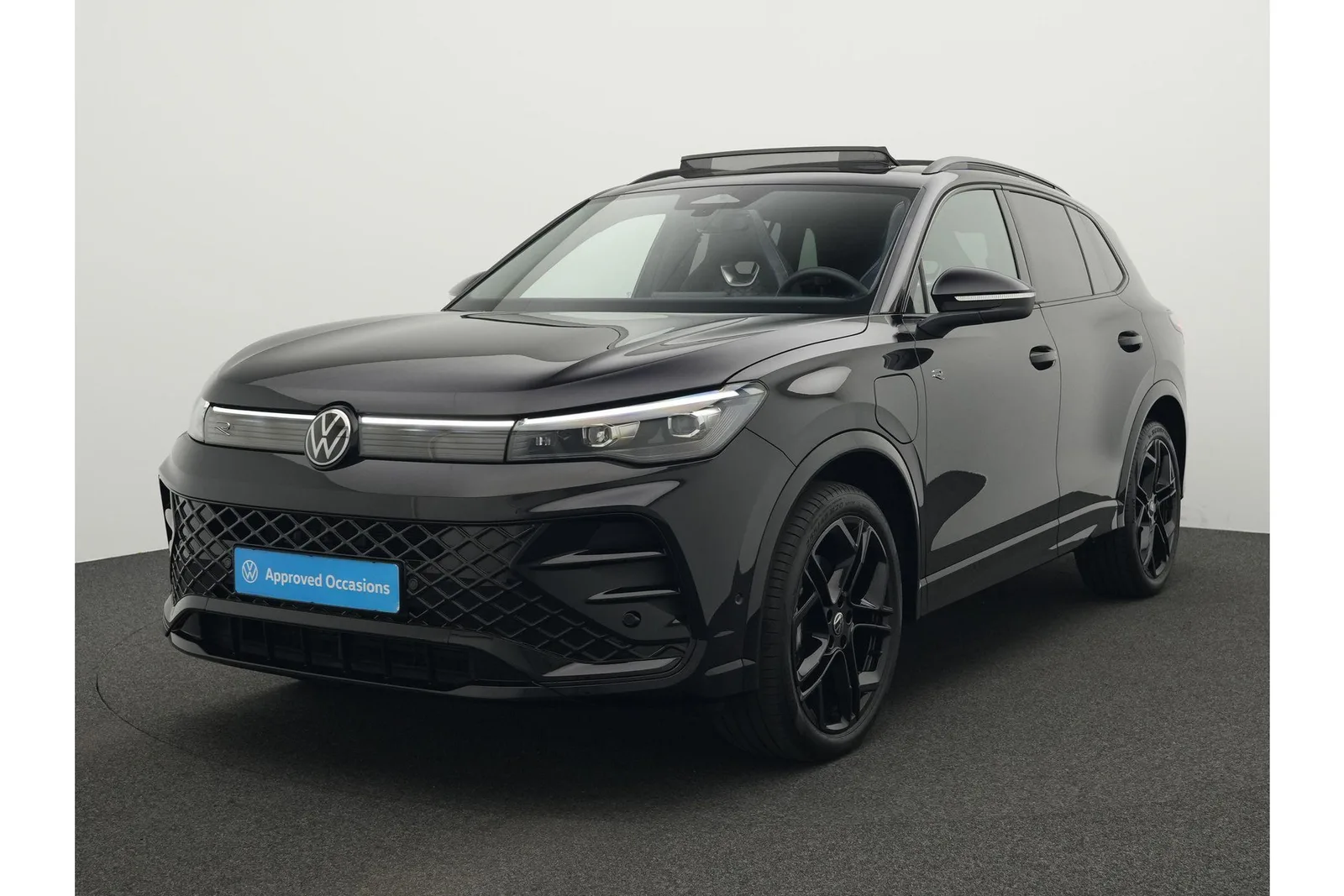 Volkswagen Tiguan (2024) — foto 1