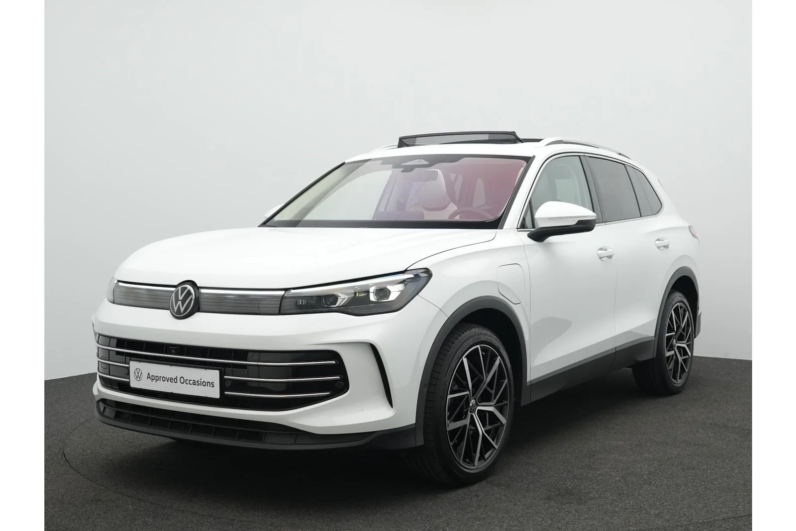 Volkswagen Tiguan (2025) — foto 1