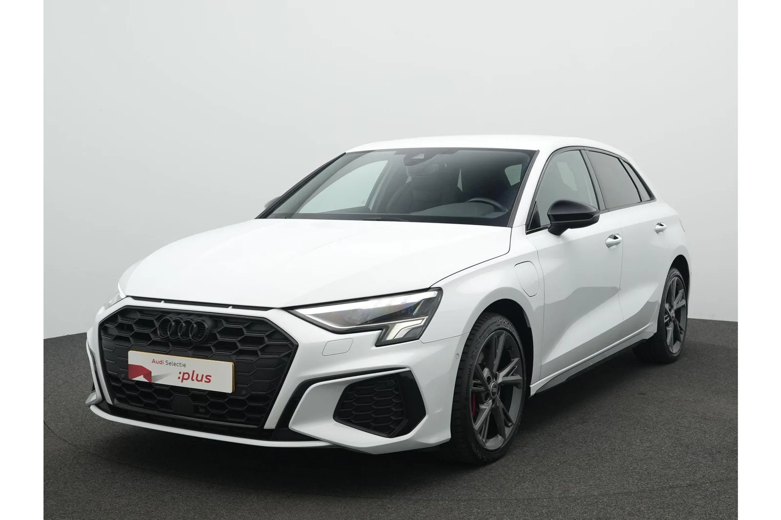 Audi A3 (2022) — foto 1