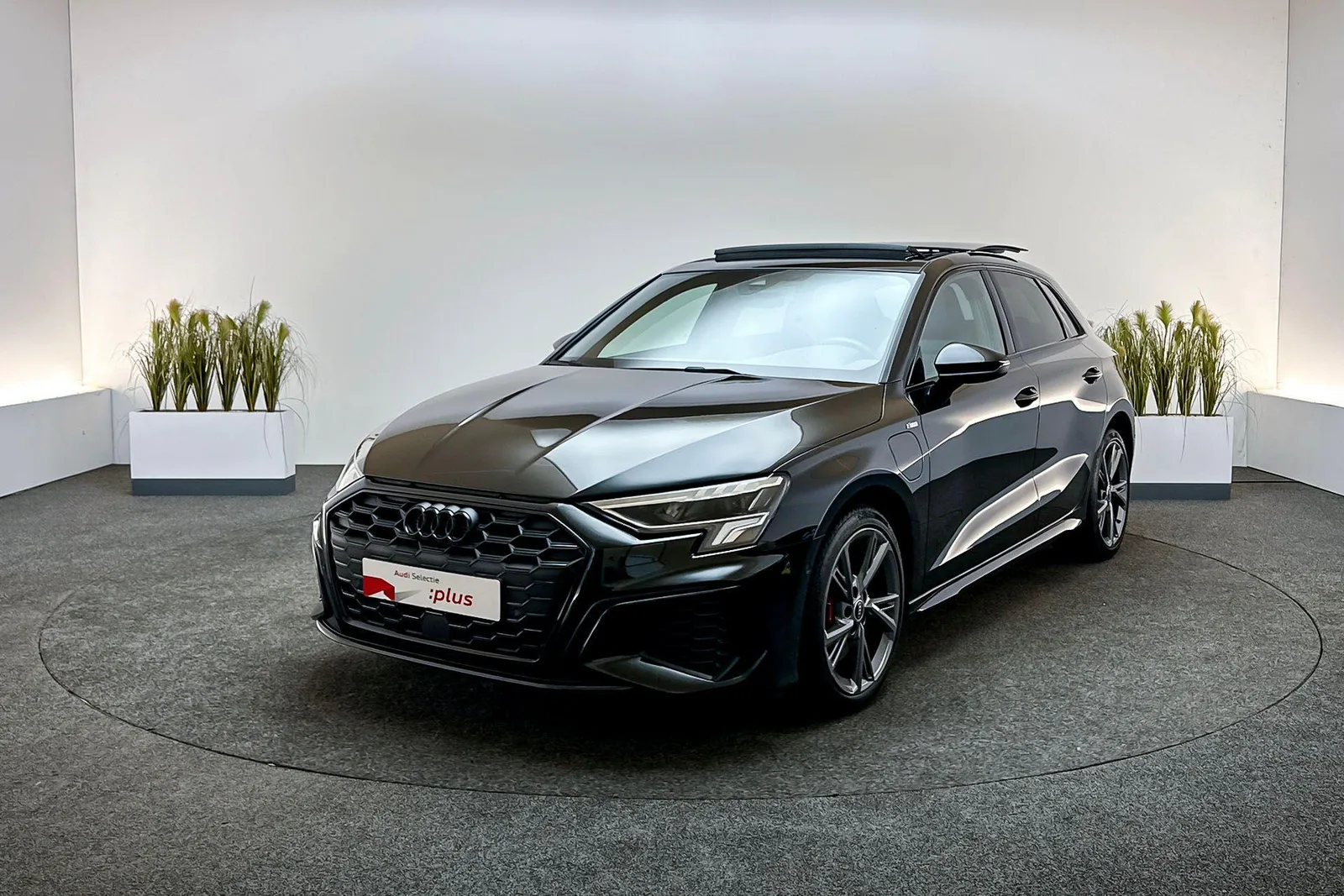 Audi A3 (2023) — foto 1