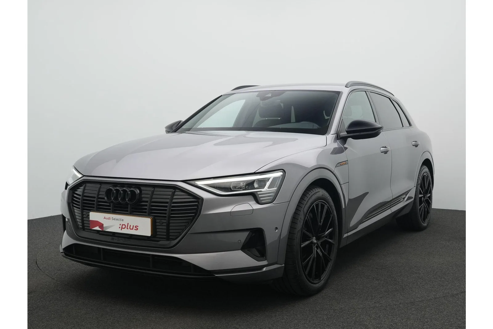 Audi e-tron (2022) — foto 1