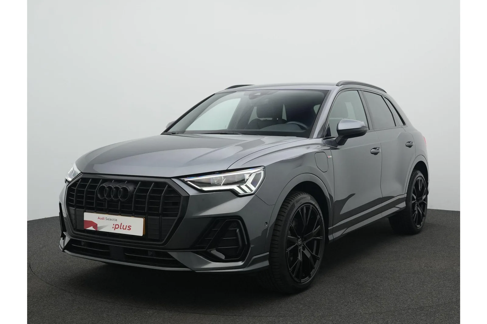 Audi Q3 (2023) — foto 1