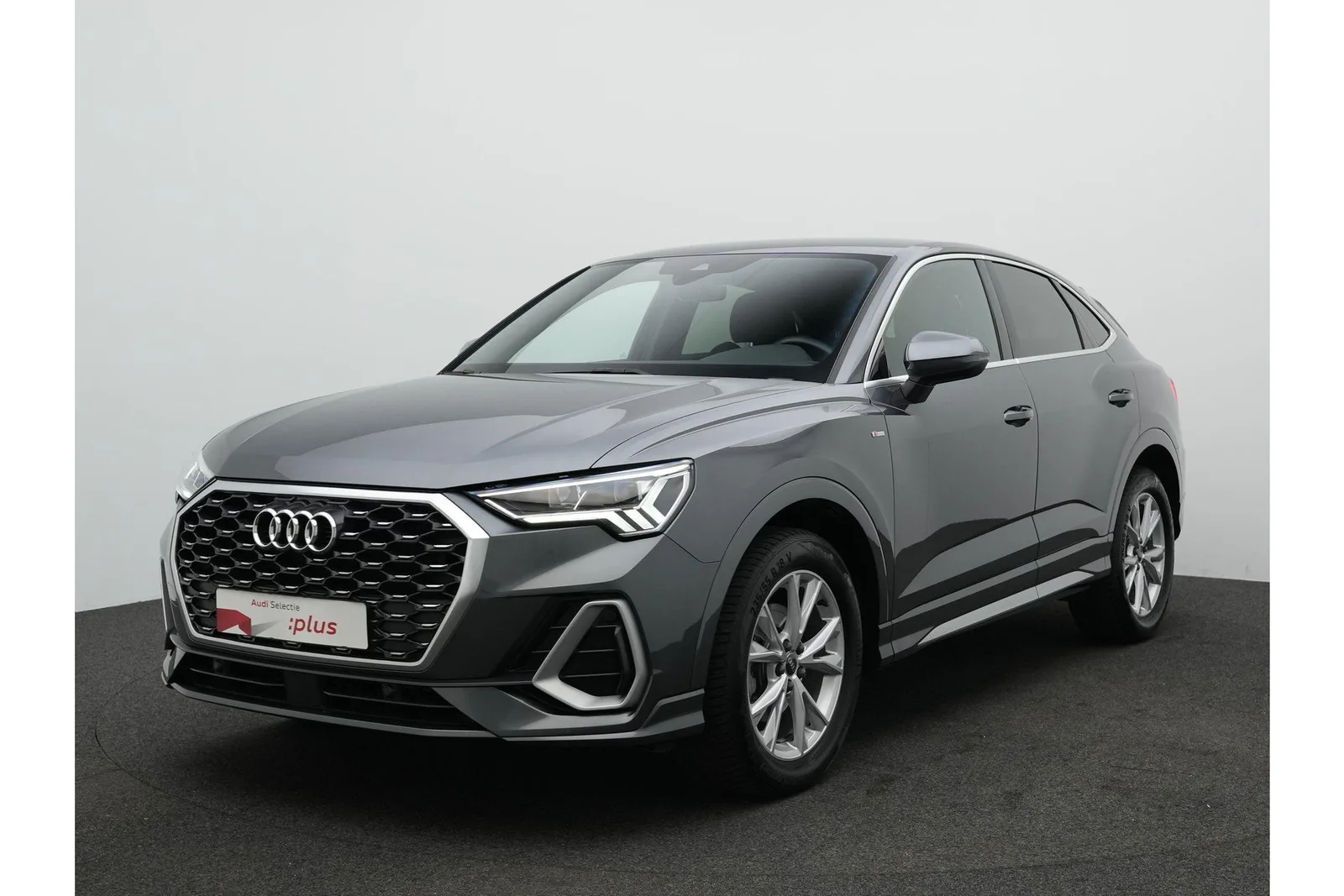 Audi Q3 Sportback (2021) — foto 1