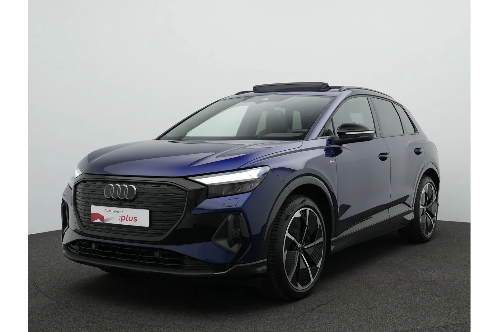 Audi Q4 e-tron (2025) — foto 1