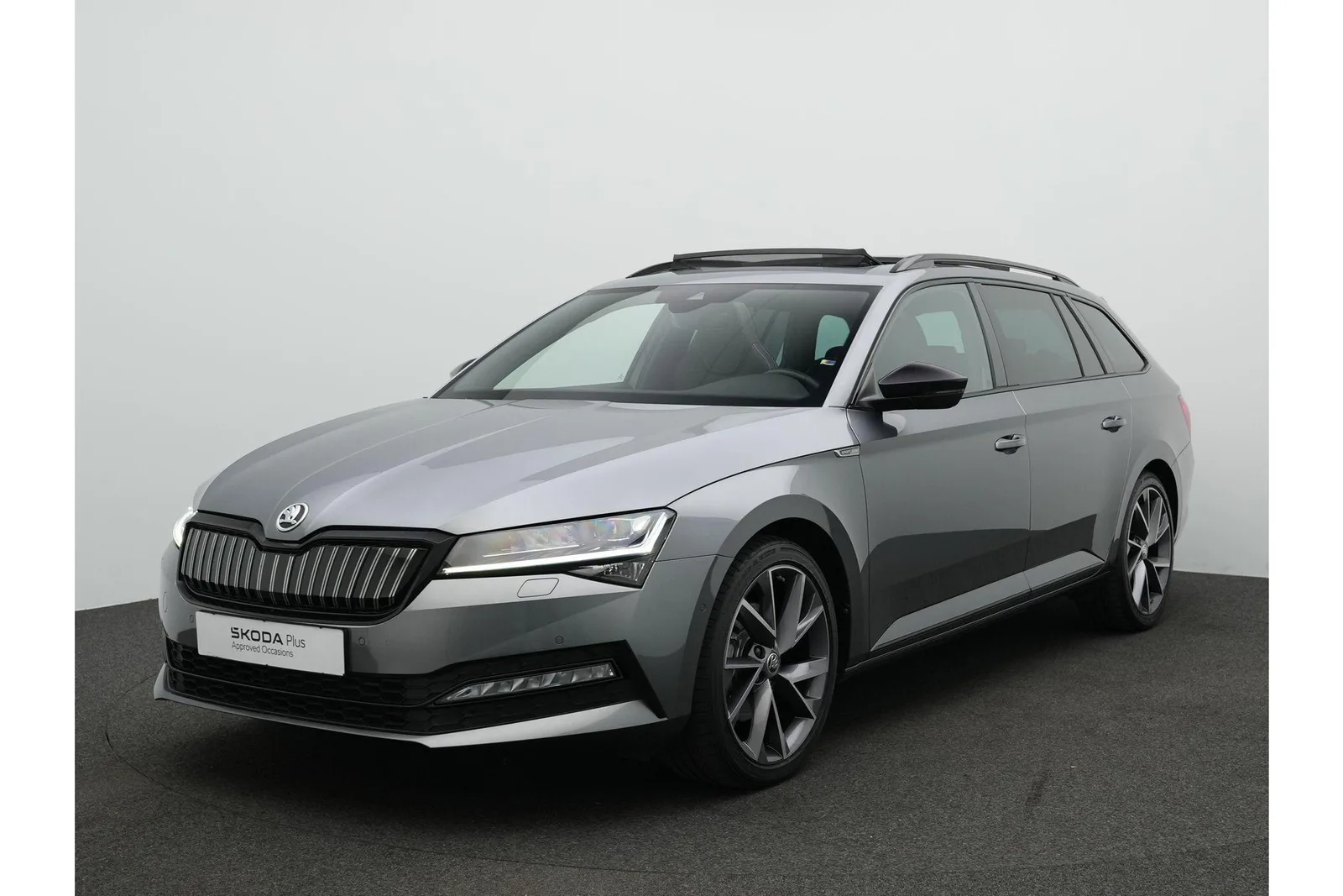 Škoda Superb (2022) — foto 1