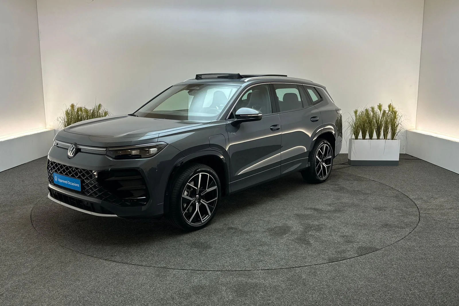 Volkswagen Tayron (2025) — foto 1