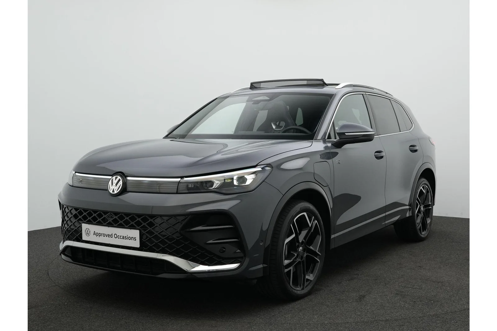 Volkswagen Tiguan (2025) — foto 1