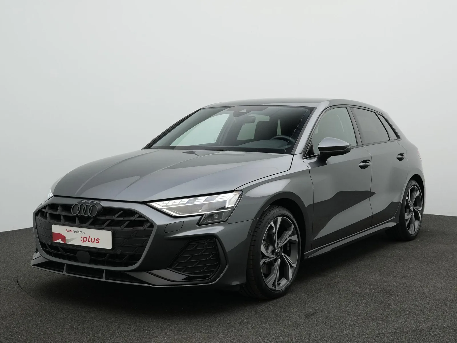 Audi A3 (2024) — foto 1