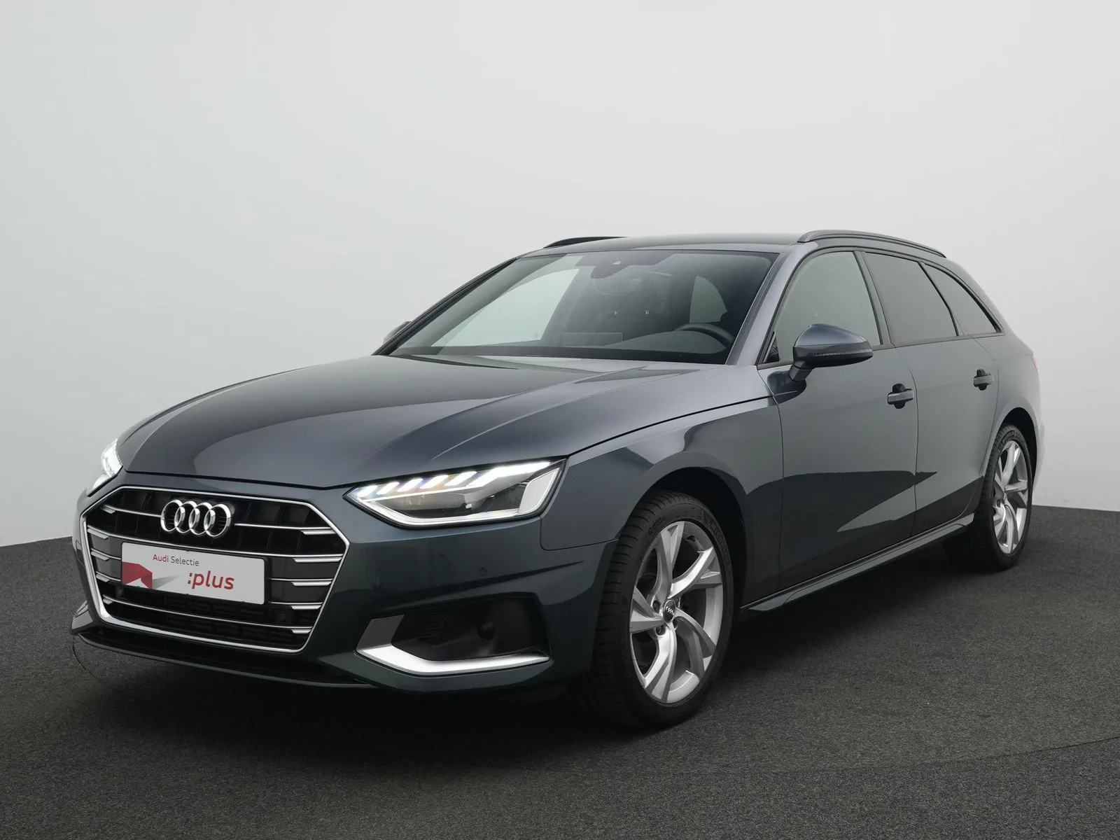 Audi A4 (2021) — foto 1