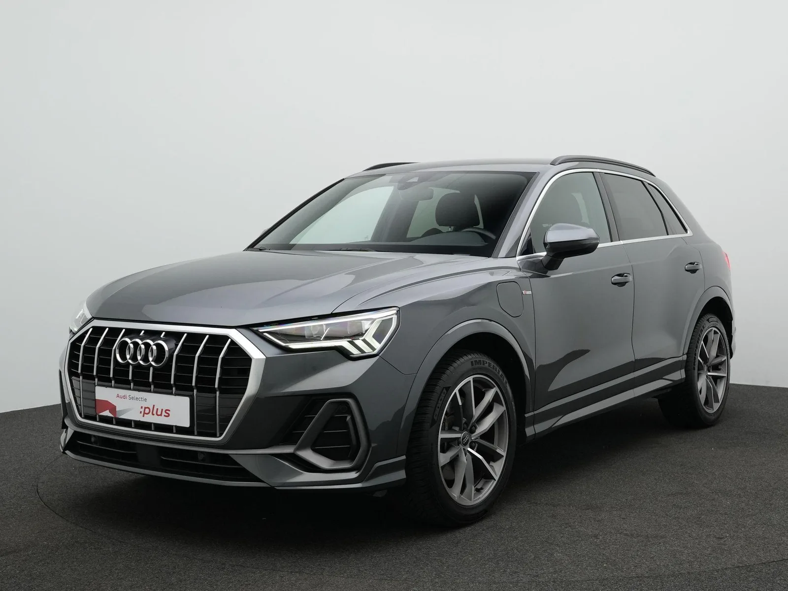 Audi Q3 (2022) — foto 1