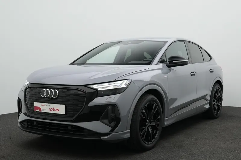 Audi Q4 e-tron (2021)