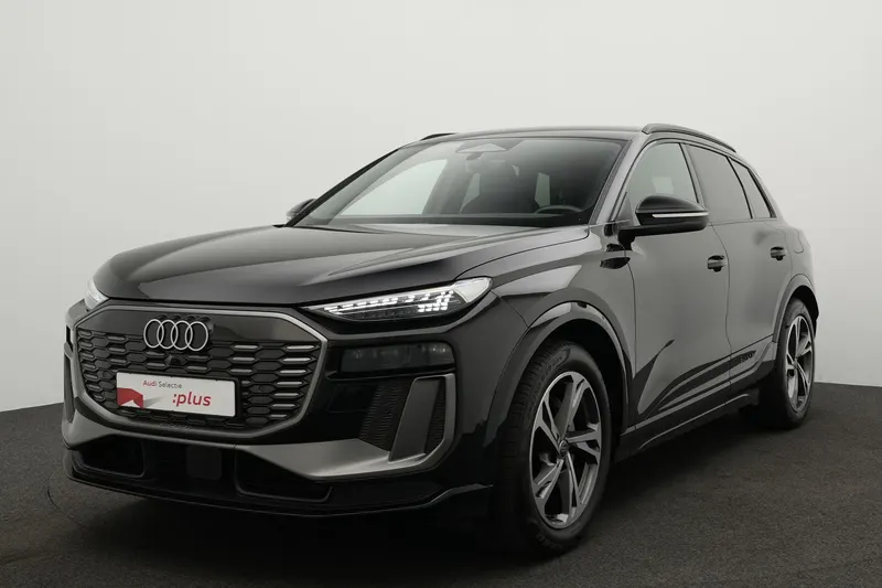 Audi Q6 e-tron (2025)
