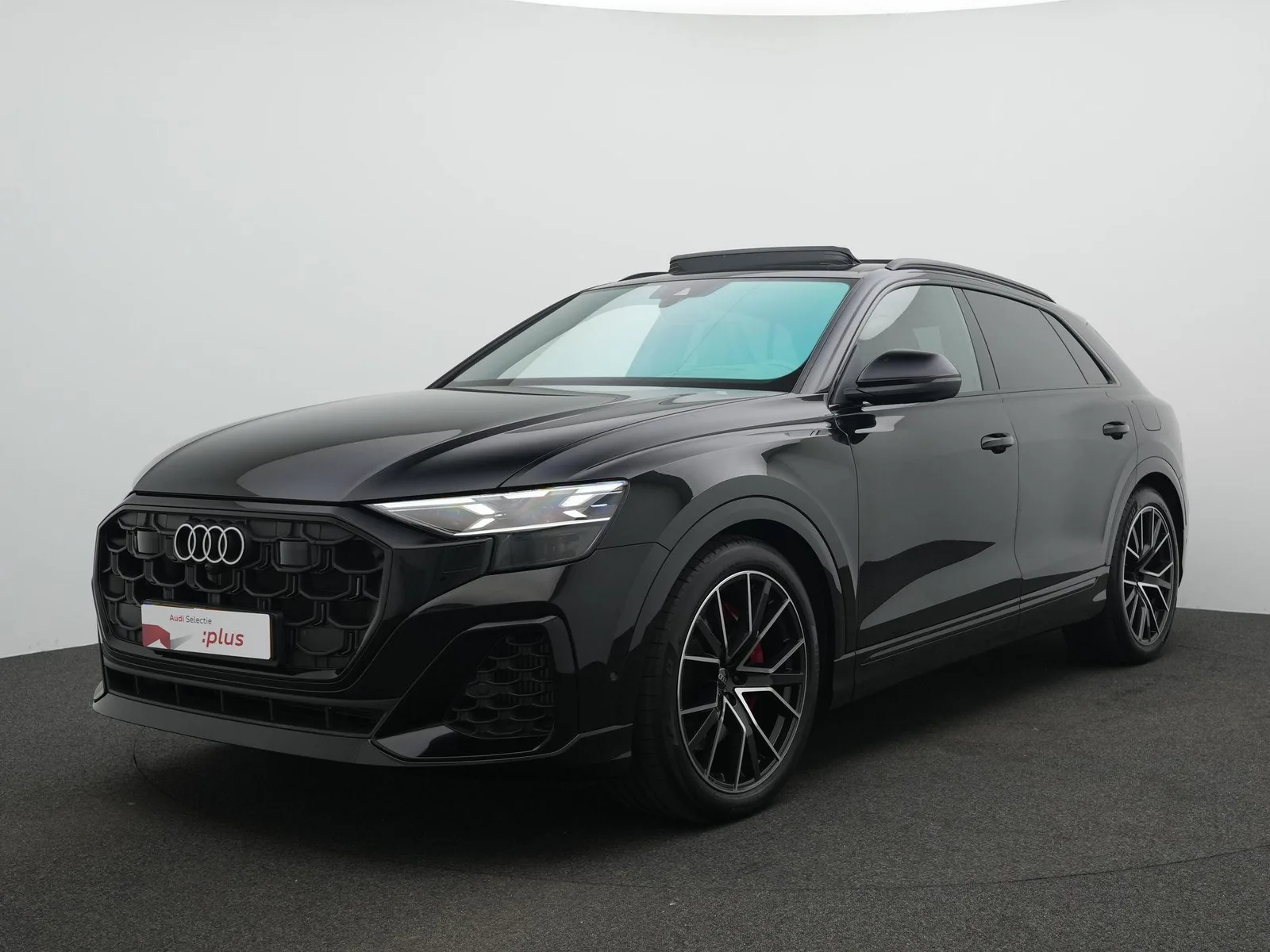 Audi Q8 (2024) — foto 1
