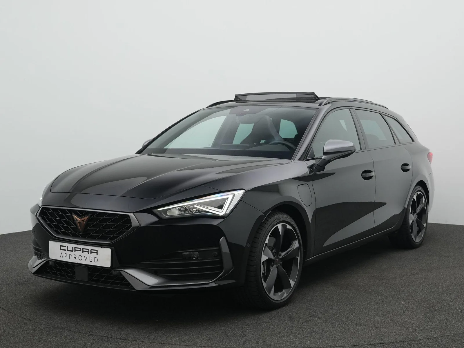 CUPRA Leon Sportstourer (2024) — foto 1