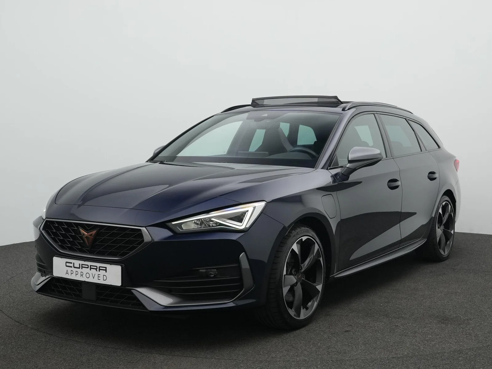 CUPRA Leon Sportstourer (2023) — foto 1