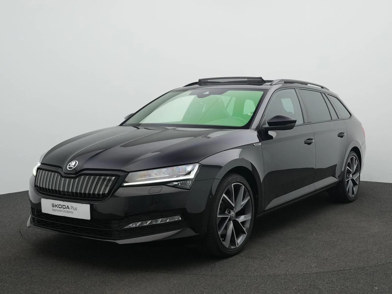 Škoda Superb (2023) — foto 1