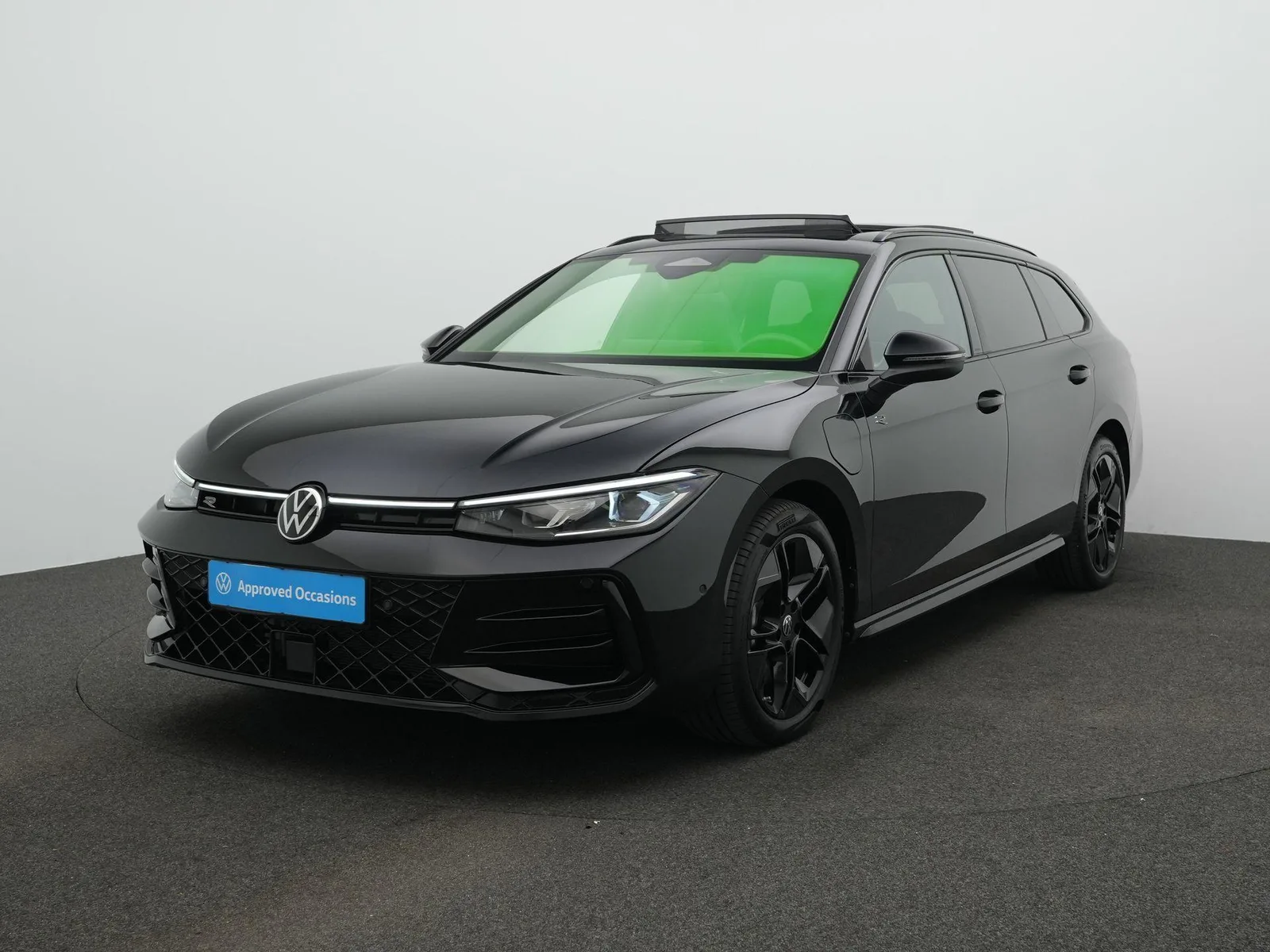 Volkswagen Passat (2025) — foto 1