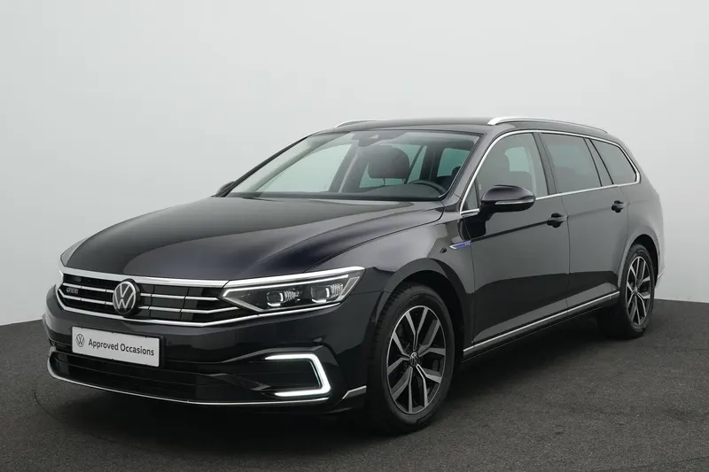 Volkswagen Passat (2023)