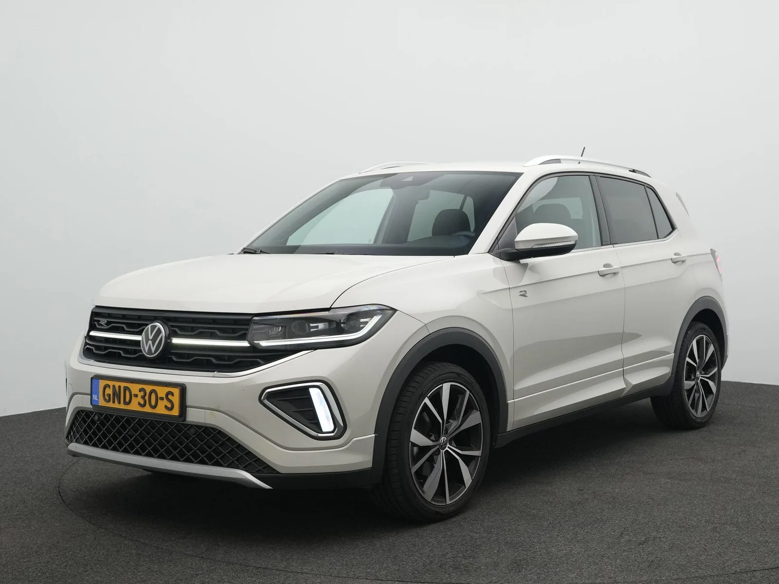 Volkswagen T-Cross (2024) — foto 1
