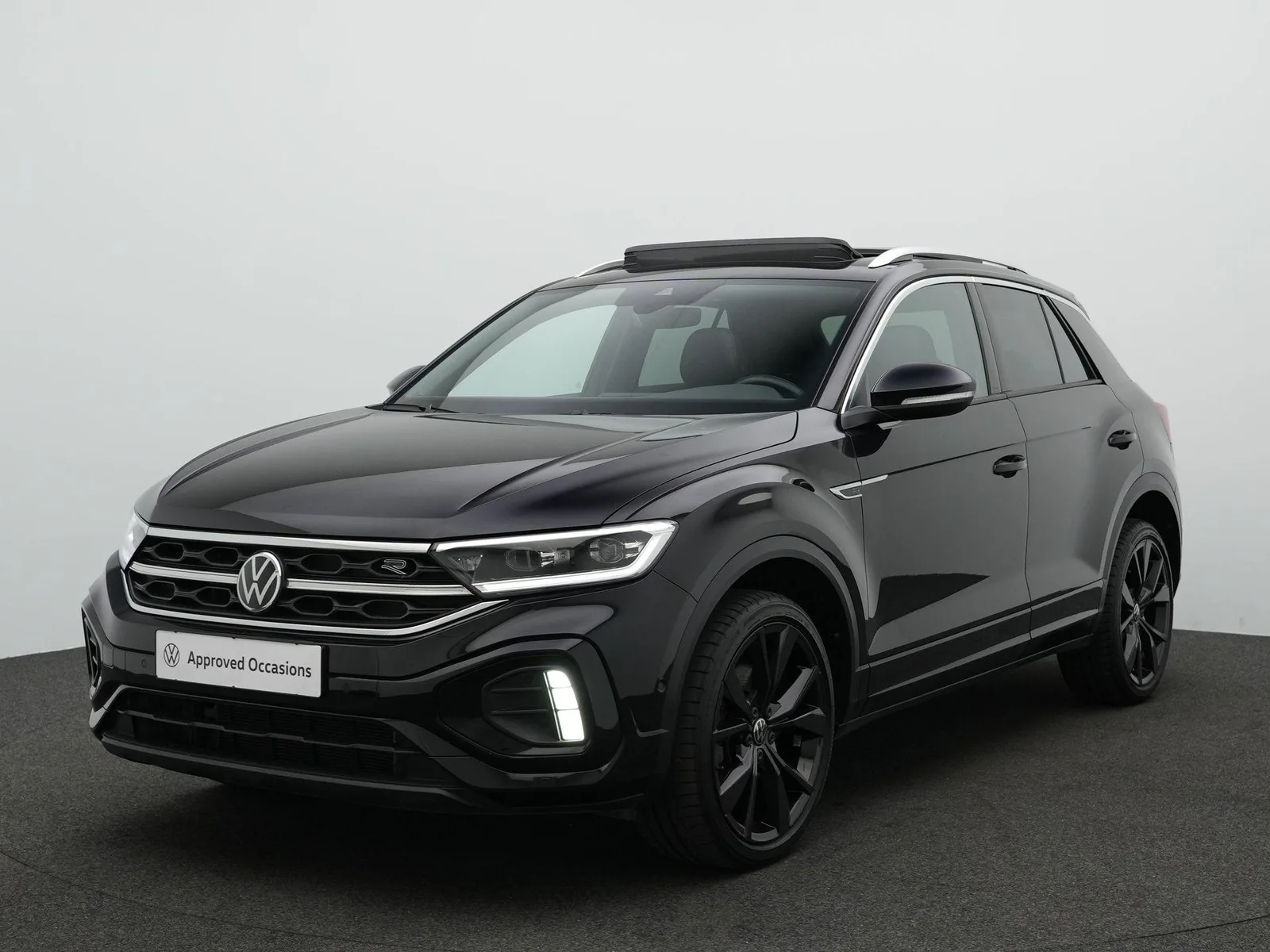 Volkswagen T-Roc (2024) — foto 1