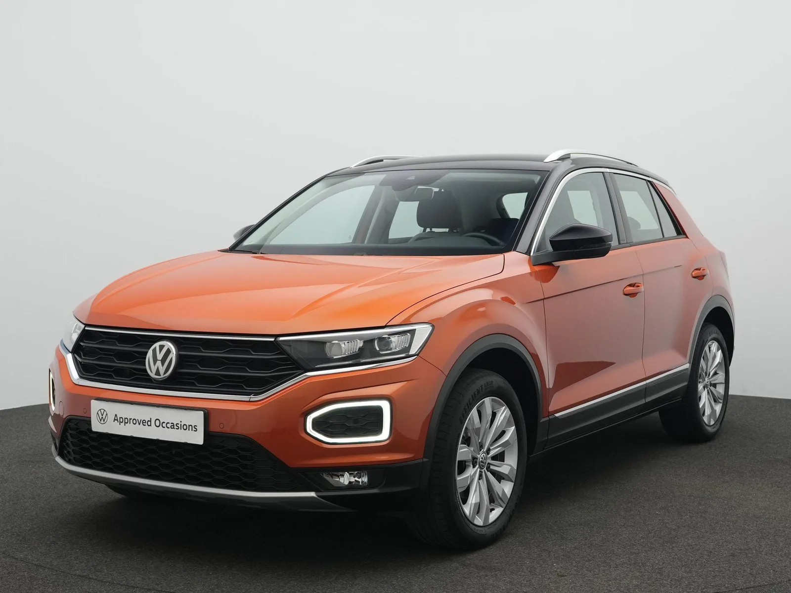 Volkswagen T-Roc (2020) — foto 1