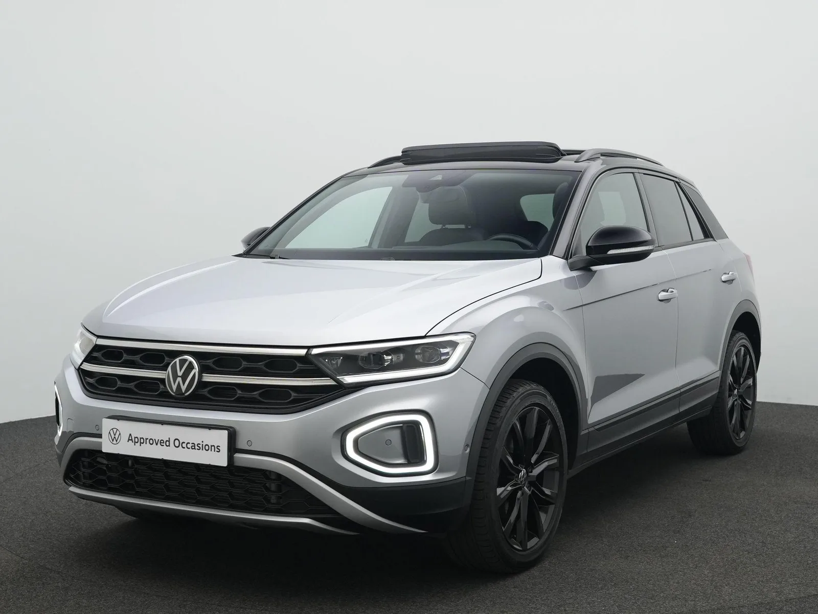 Volkswagen T-Roc (2023) — foto 1