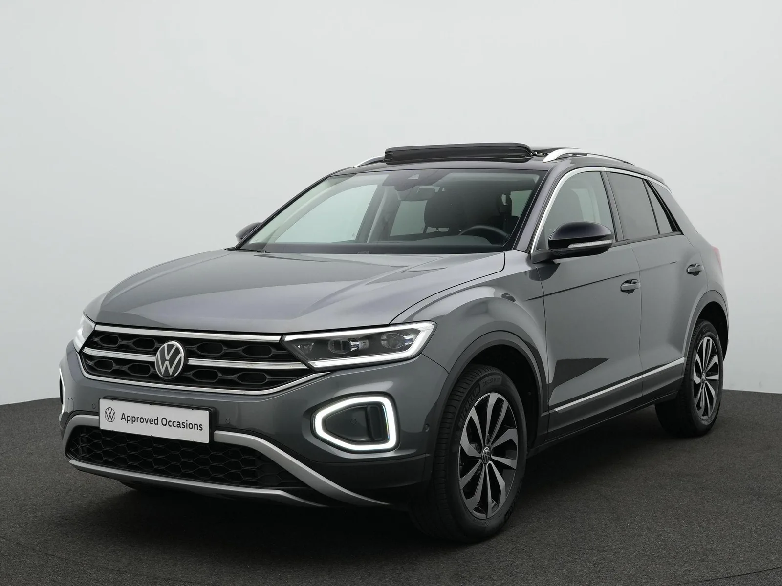 Volkswagen T-Roc (2022) — foto 1