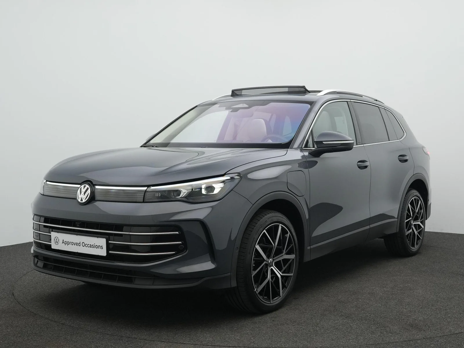 Volkswagen Tiguan (2025) — foto 1