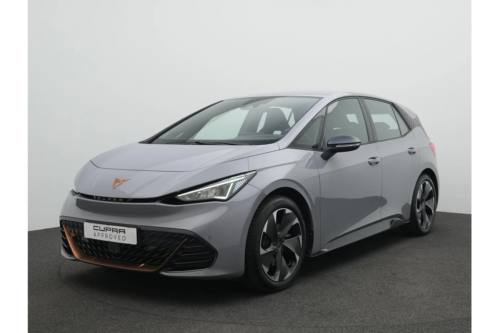 CUPRA Born (2024) — foto 1