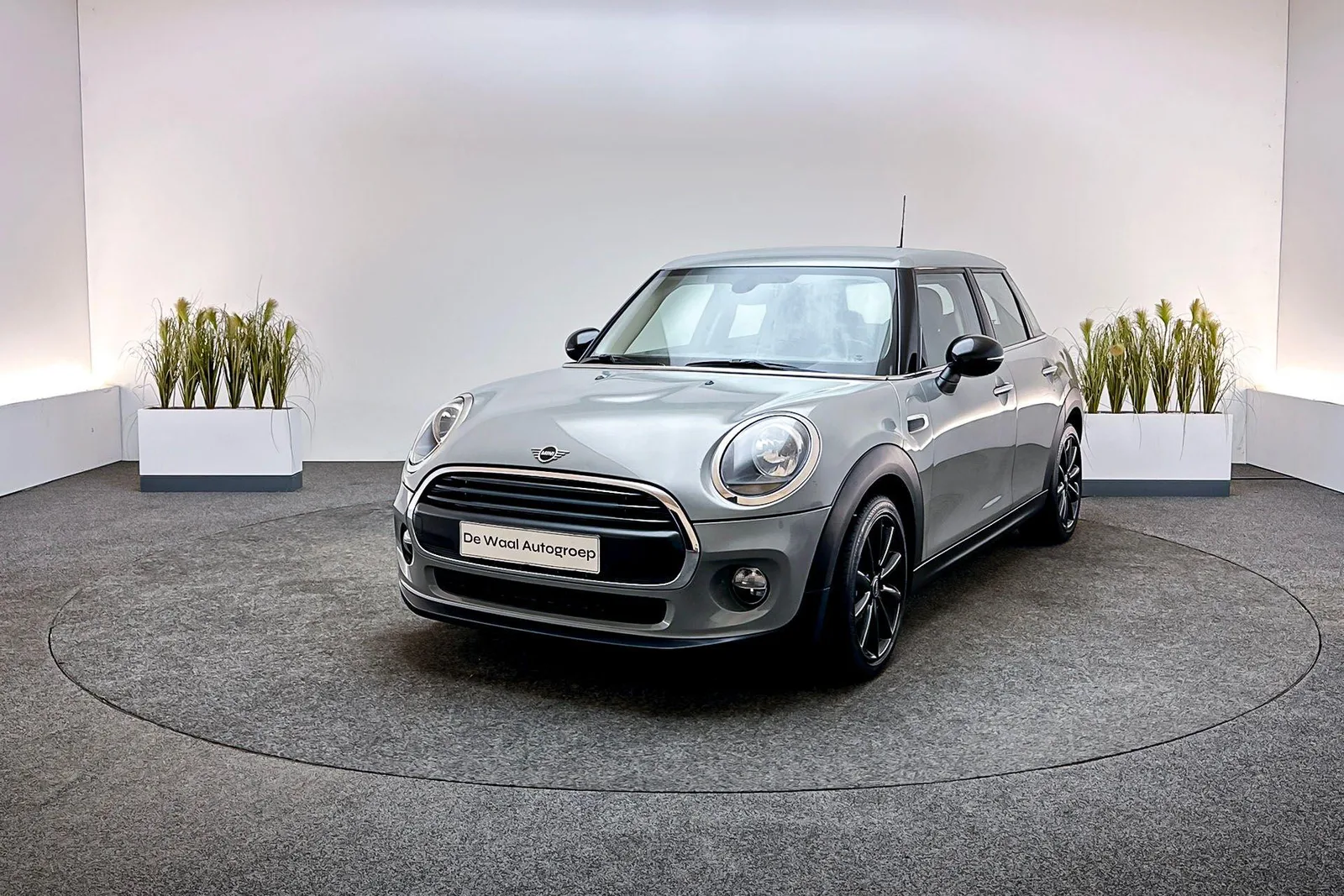 MINI Cooper (2019) — foto 1