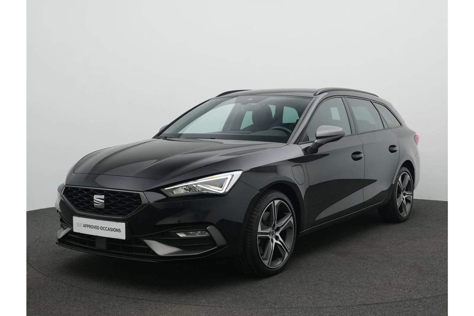 SEAT Leon Sportstourer (2020) — foto 1