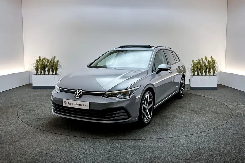 Volkswagen Golf (2022)