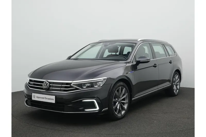 Volkswagen Passat (2023)